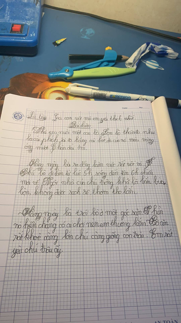 Những hình ảnh so sánh như “thân to như 3 cái phích” hay “tai to bằng cái bát” khiến nhiều người đọc phải bật cười vì quá… cụ thể và mộc mạc.  