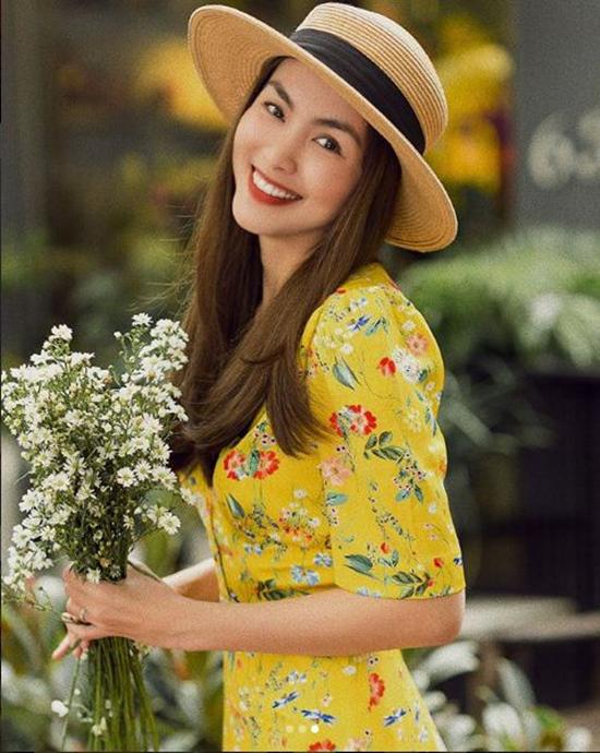 Tất bật với công việc kinh doanh, Tăng Thanh Hà luôn cố gắng dành thời gian ở bên cạnh các con. Cô không ngần ngại nấu ăn, tự tay chăm sóc từng bé.