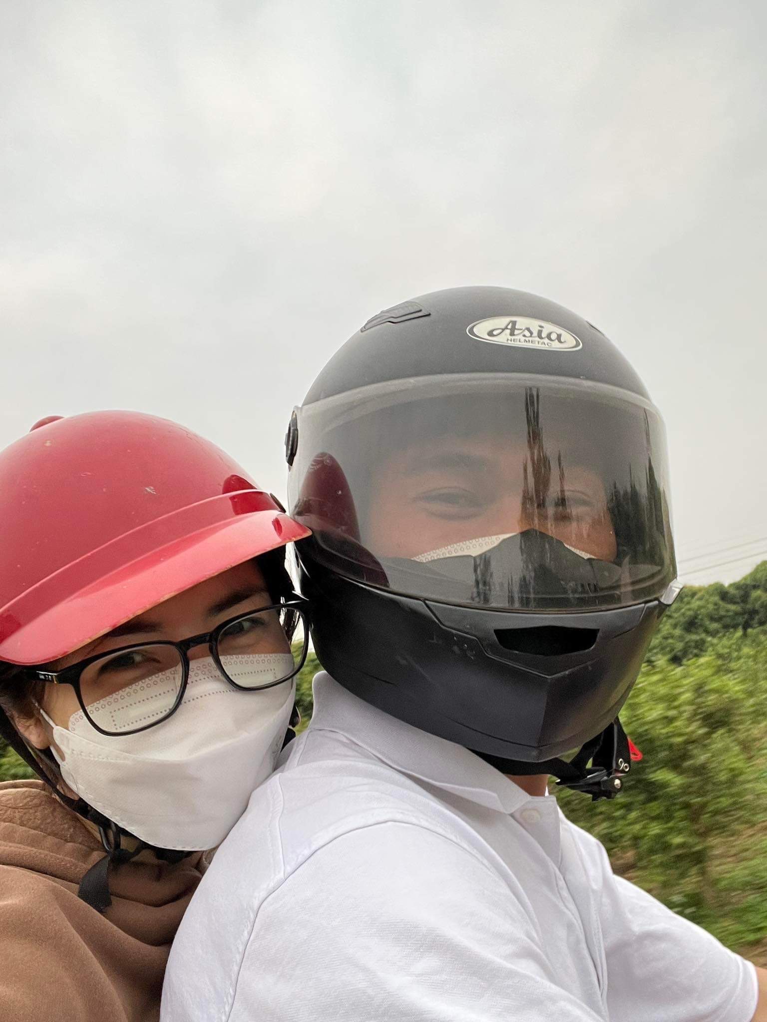 Hoà Minzy công khai hình ảnh bé Bo bên cạnh chồng quân nhân, ai nhìn cũng thấy xúc động 