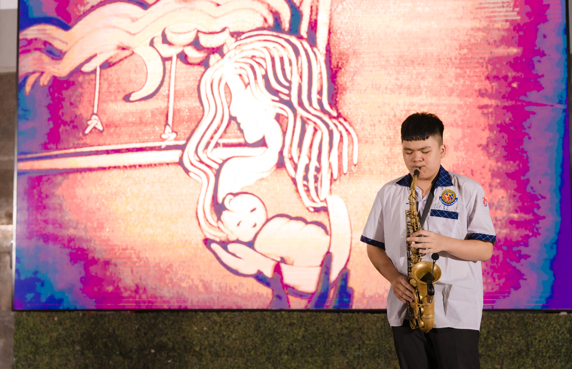 Hệ thống giáo dục IVS tổ chức chuỗi sự kiện 8/3: Đánh thức bản lĩnh và sự thấu cảm cho học sinh nội trú