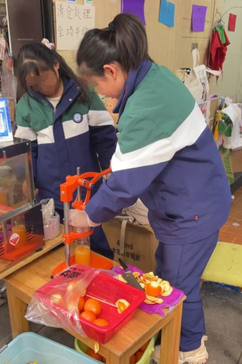 Em quyết định bán nước ép sau nhiều cân nhắc