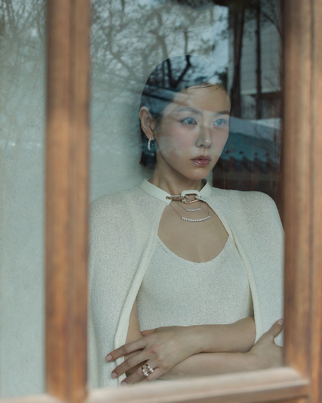 Đàn bà bước qua giông bão: Vết thương nào rồi cũng sẽ lên da non nếu bạn biết cách tự vỗ về