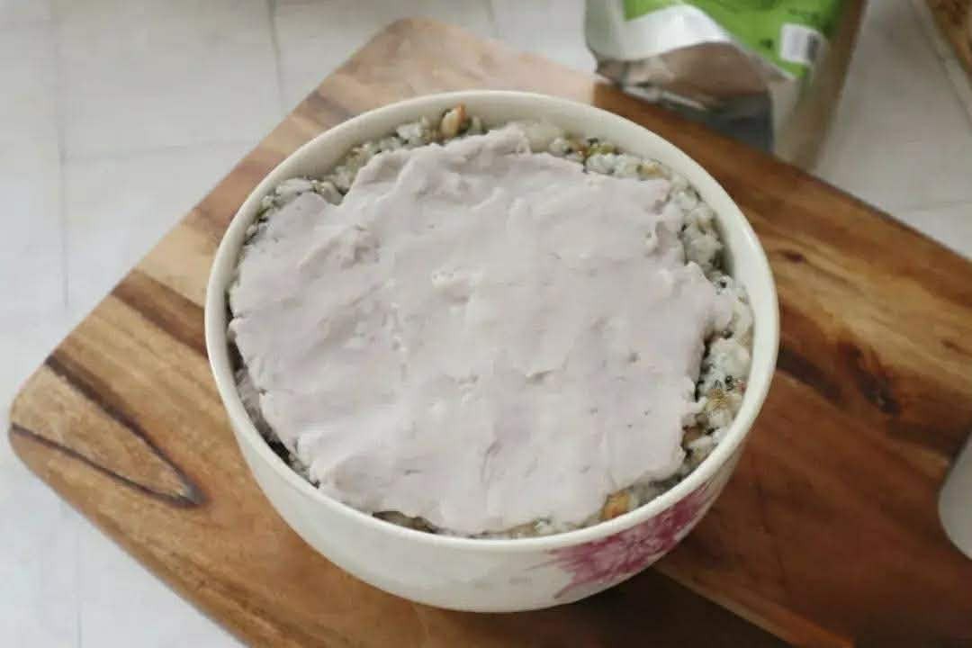 Khoai môn nghiền nhuyễn rồi hấp cùng xôi: Món ăn cực ngon miệng ai thử một lần cũng thích mê