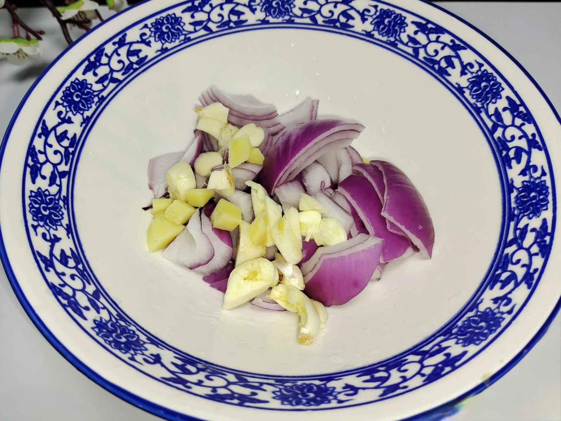 Ướp thịt bò rồi nấu nhỏ lửa với váng đậu - Công thức món ăn đơn giản chỉ cần ngửi mùi thôi cũng đã thấy ngon rồi