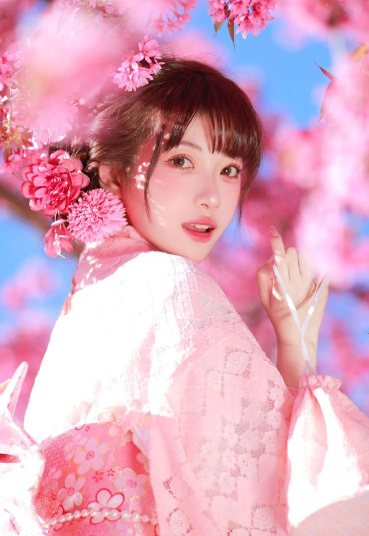 Thời tới cản không kịp: 3 chòm sao may mắn chạm đỉnh ngày 20/3, sự nghiệp thăng hạng mà tình duyên cũng êm ấm hết nấc!