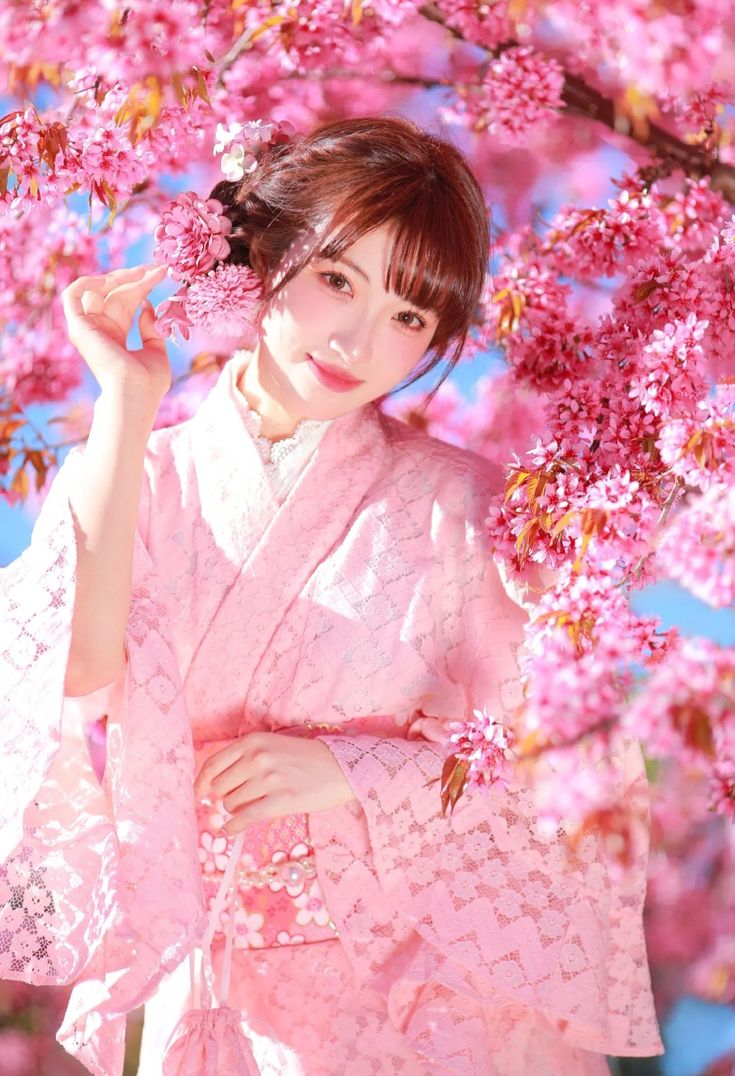 Thời tới cản không kịp: 3 chòm sao may mắn chạm đỉnh ngày 20/3, sự nghiệp thăng hạng mà tình duyên cũng êm ấm hết nấc!