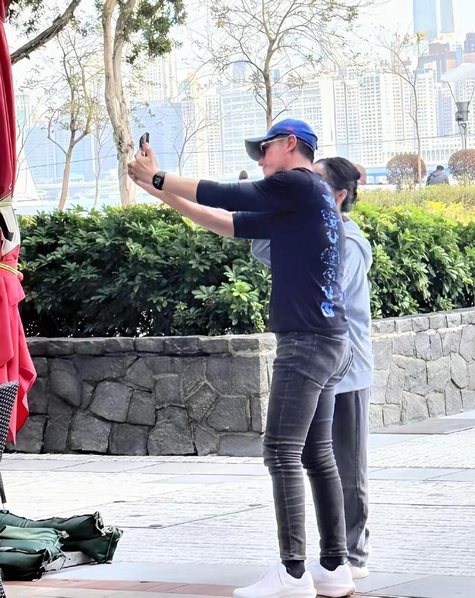 Hình ảnh leo top 1 Hot search bảng Giải trí của Hoắc Kiến Hoa 