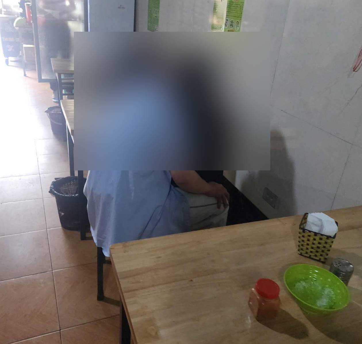 Hình ảnh sau khi được đăng tải đã nhanh chóng lan truyền, kéo theo nhiều luồng ý kiến trái chiều.