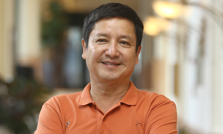 NSƯT Chí Trung sinh ra trong một gia đình có truyền thống nghệ thuật.