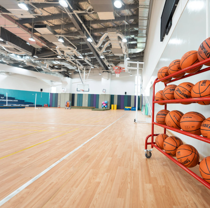 Đóng hơn 500 TRIỆU ĐỒNG tiền học phí và đây là cận cảnh ngôi trường con gái Lan Phương theo học: Xịn từng centimet!