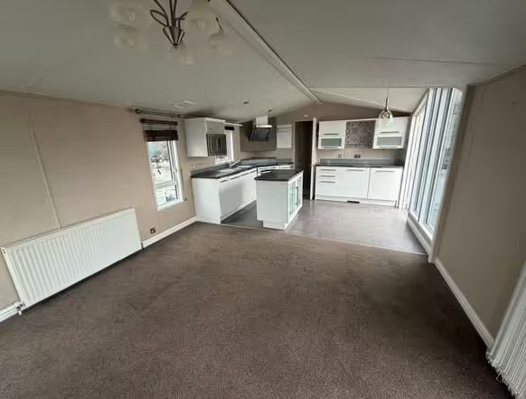 Chọc giận Vua Charles vì thói tiêu xài hoang phí, cựu Vương tử Andrew đối mặt nguy cơ dọn ra ở 'nhà di động' giá rẻ