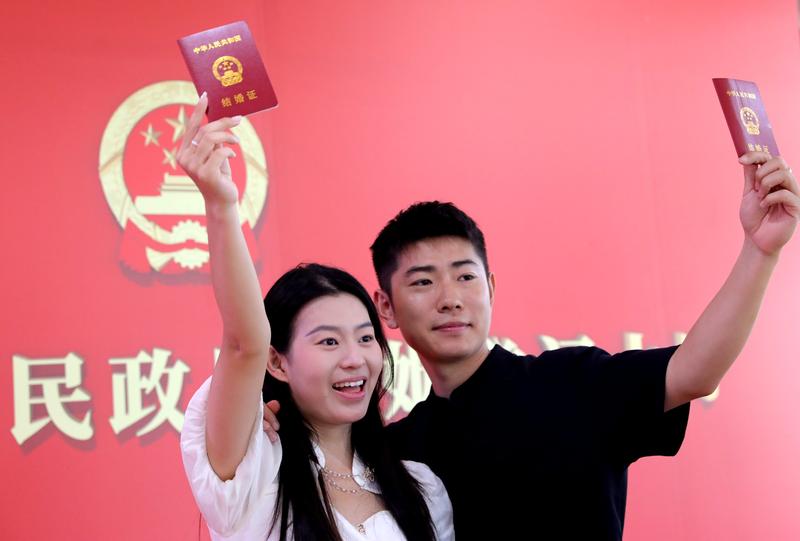 Đàn ông Trung Quốc đang quay lại với hôn nhân - điều gì đã thay đổi?