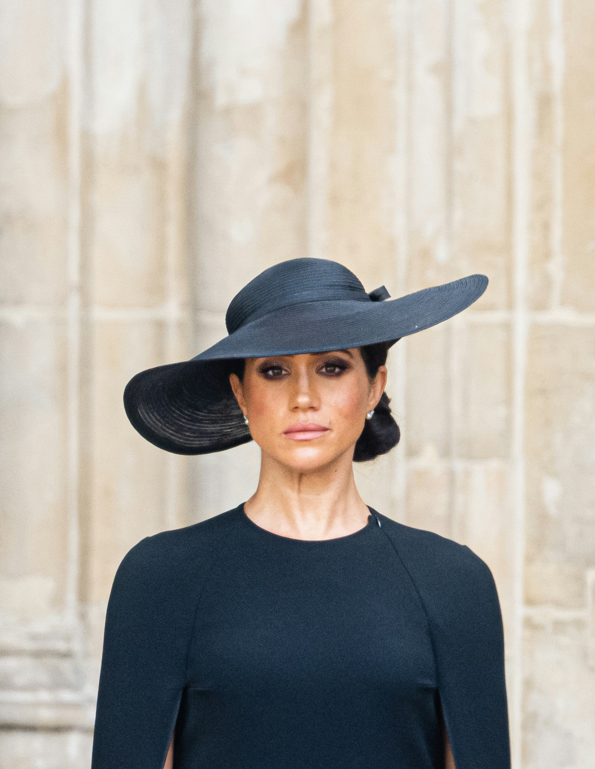 Lý do thật sự khiến Meghan Markle bị 