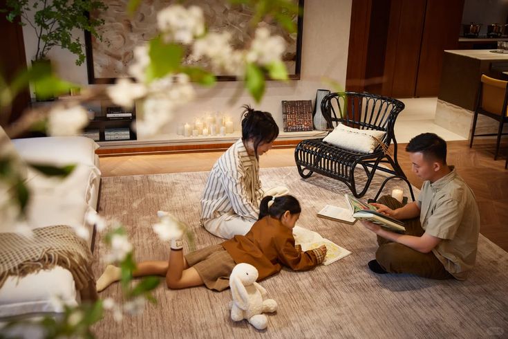 Nuôi dạy con: Điều quan trọng nhất không phải khen hay chê, mà là tôn trọng