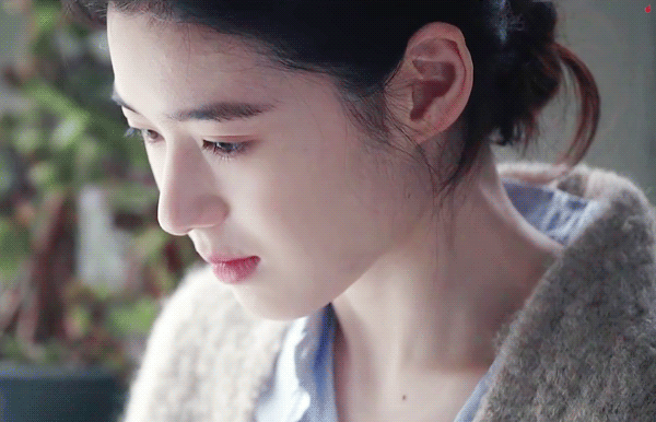 Thanh xuân chớp mắt đã tàn, tiền tài tự chủ mới an một đời