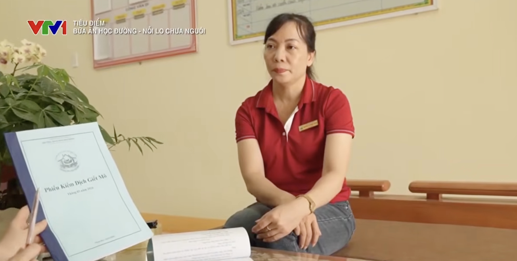 Bà Nguyễn Thị Minh Khoái, Hiệu trưởng nhà trường 