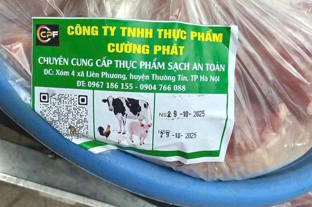 Thịt lợn của Công ty Cường phát bị tuồn vào bếp ăn trường học trước đó