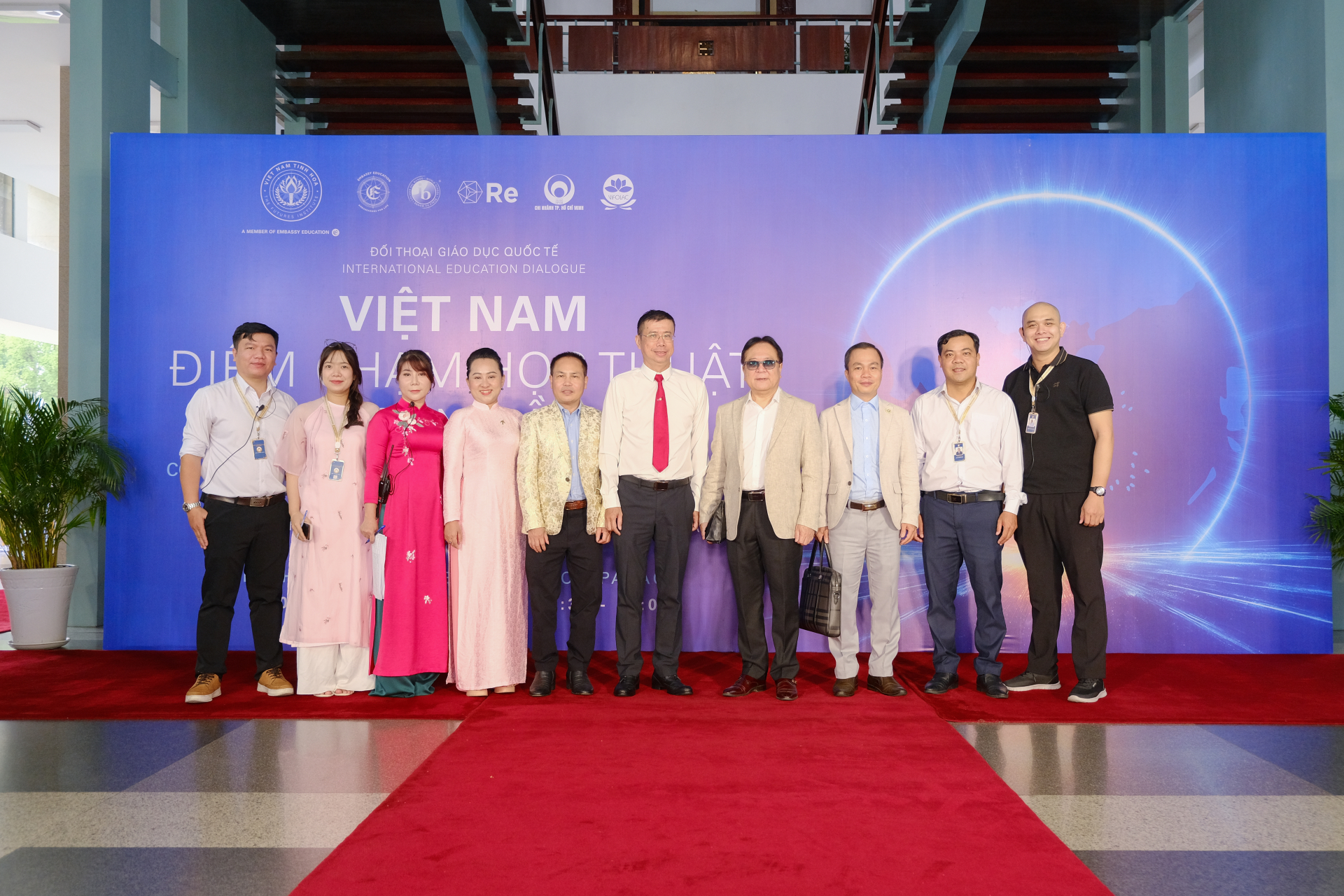 Hội thảo giáo dục quốc tế “Việt Nam - Điểm Chạm Học Thuật Toàn Cầu” trở thành cột mốc lịch sử khi lần đầu tiên cùng hội tụ ở Việt Nam ba di sản học thuật hàng đầu. 