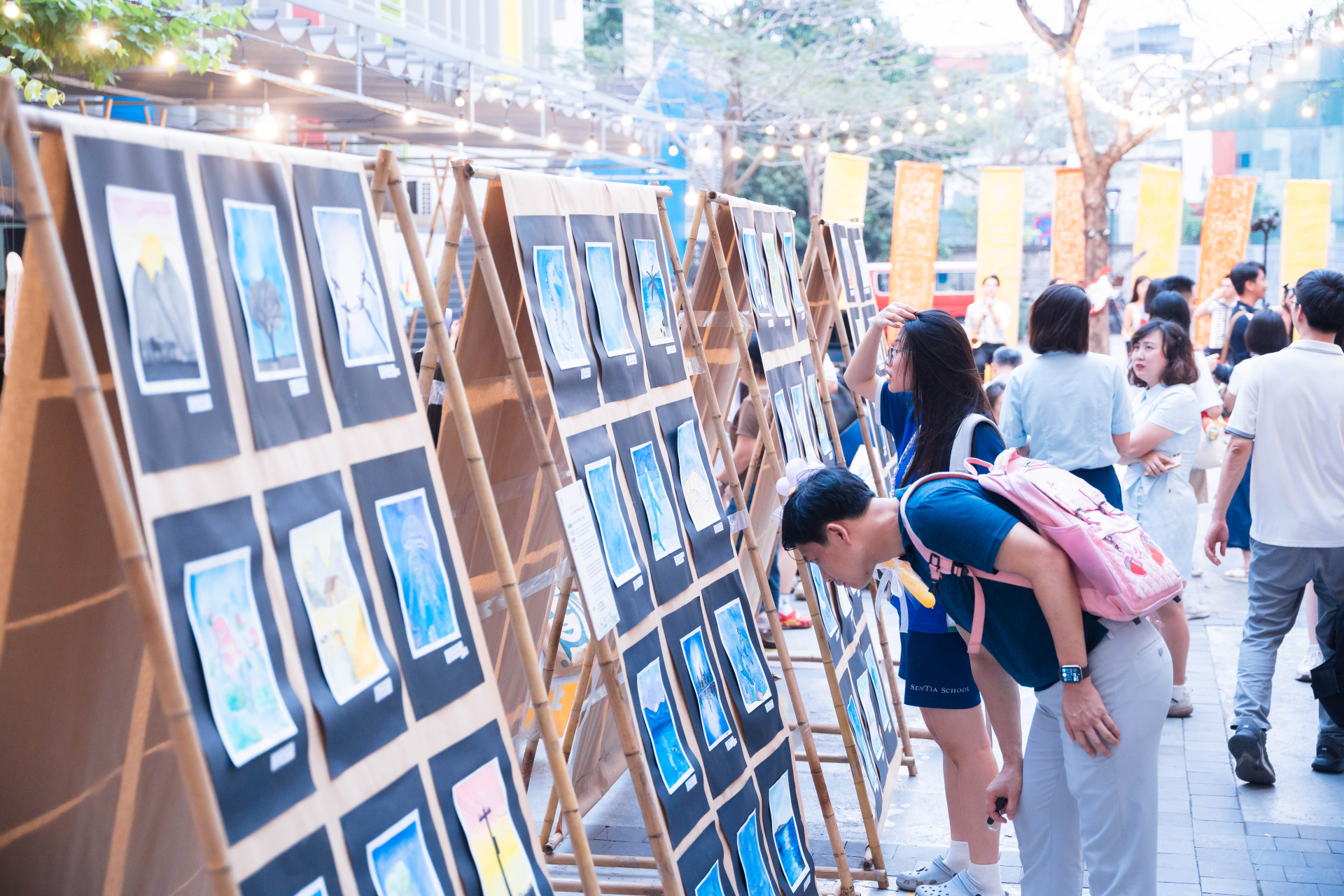 Hành trình Việt qua góc nhìn nghệ thuật của học sinh SenTia 