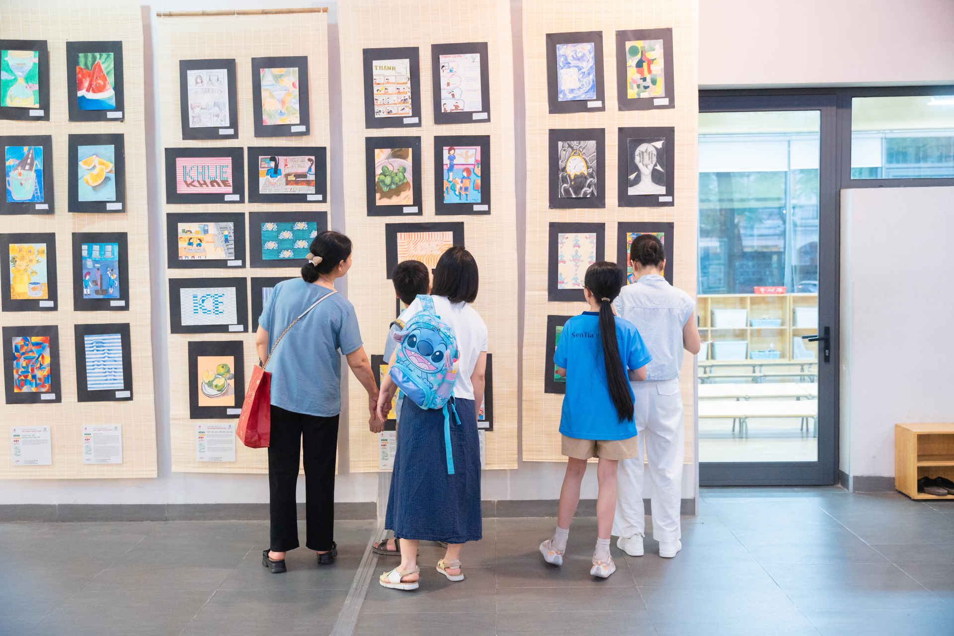 Hành trình Việt qua góc nhìn nghệ thuật của học sinh SenTia 