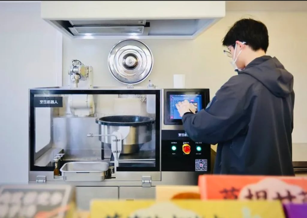 Quét khuôn mặt, soi màu lưỡi để lên thực đơn: Nhà hàng AI không bóng người đang khiến thực khách tranh cãi nảy lửa