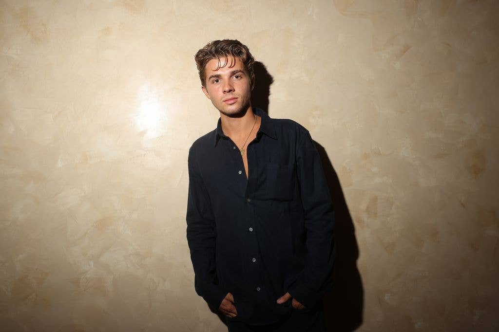 Quên William & Harry đi! Đây mới là 40 