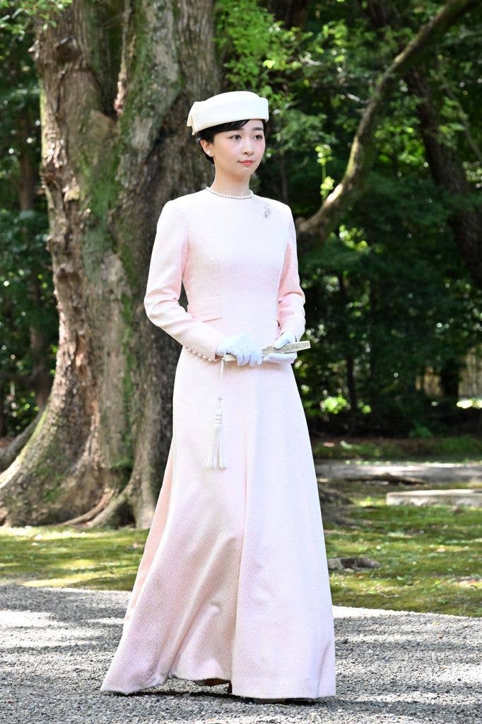 Quên William & Harry đi! Đây mới là 40 