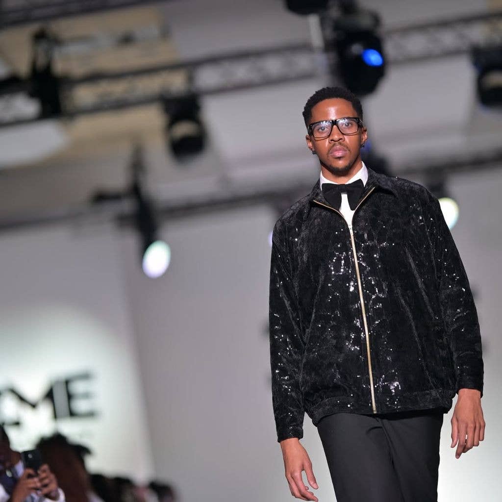 Quên William & Harry đi! Đây mới là 40 