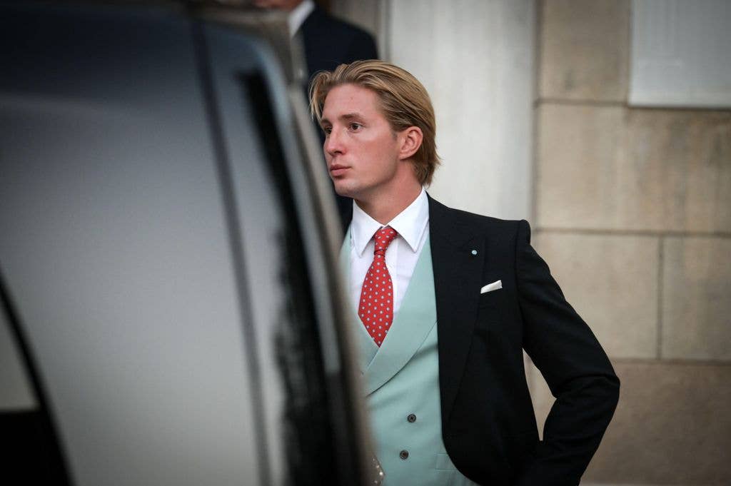 Quên William & Harry đi! Đây mới là 40 