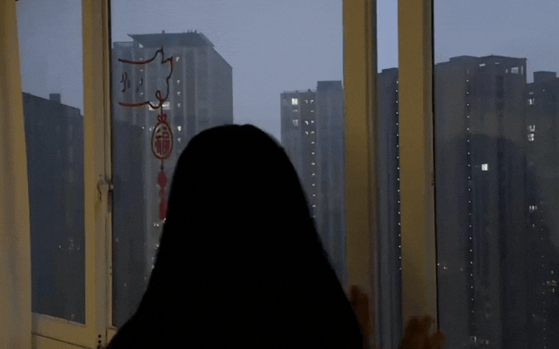 Bỏ thói quen lướt điện thoại buổi sáng trong 21 ngày, tôi nhận ra 3 thứ mình đã đánh mất suốt 5 năm qua