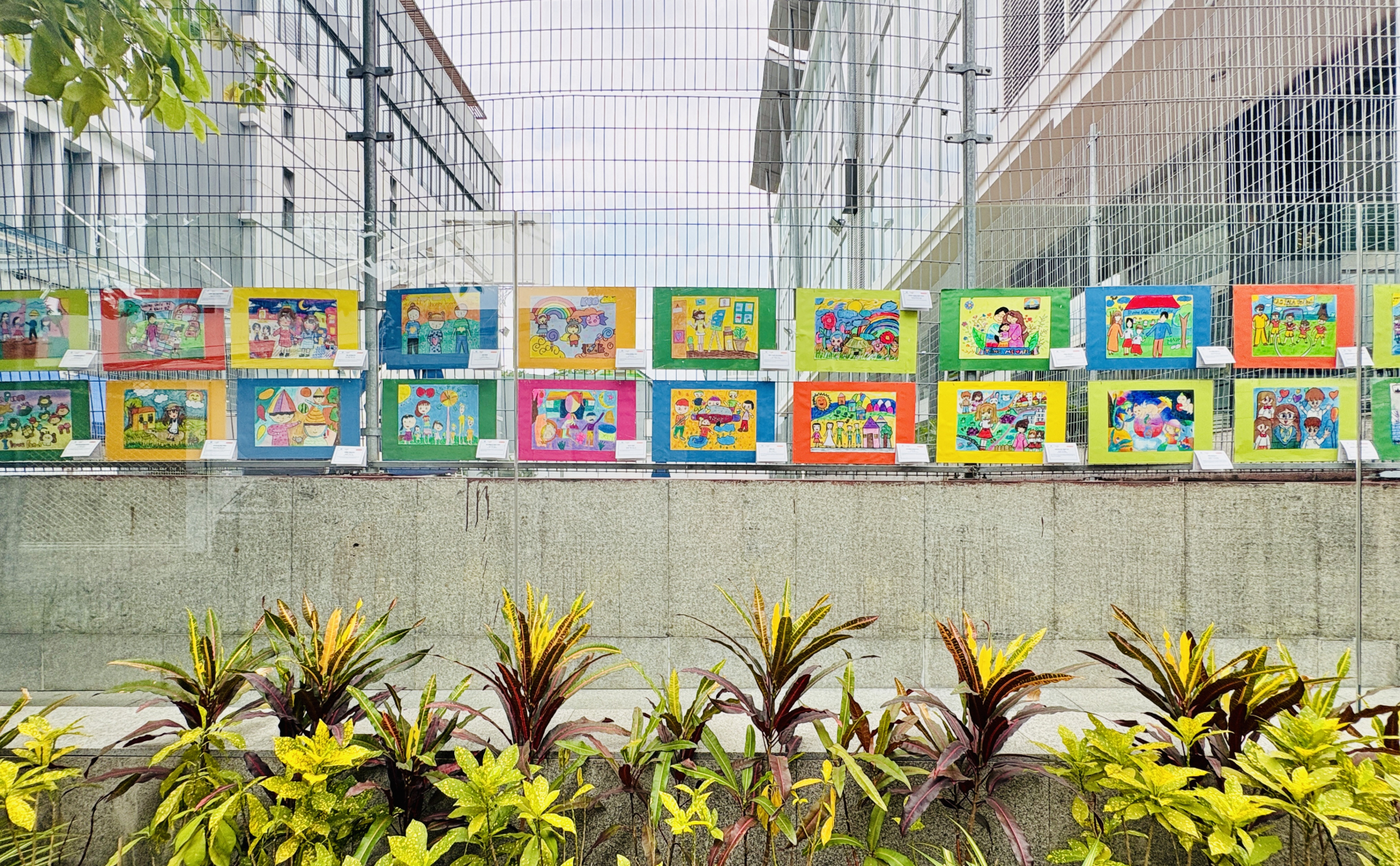 Triển lãm mỹ thuật đặc biệt quy tụ hàng trăm tác phẩm xuất sắc của học sinh từ bậc Tiểu học đến Trung học