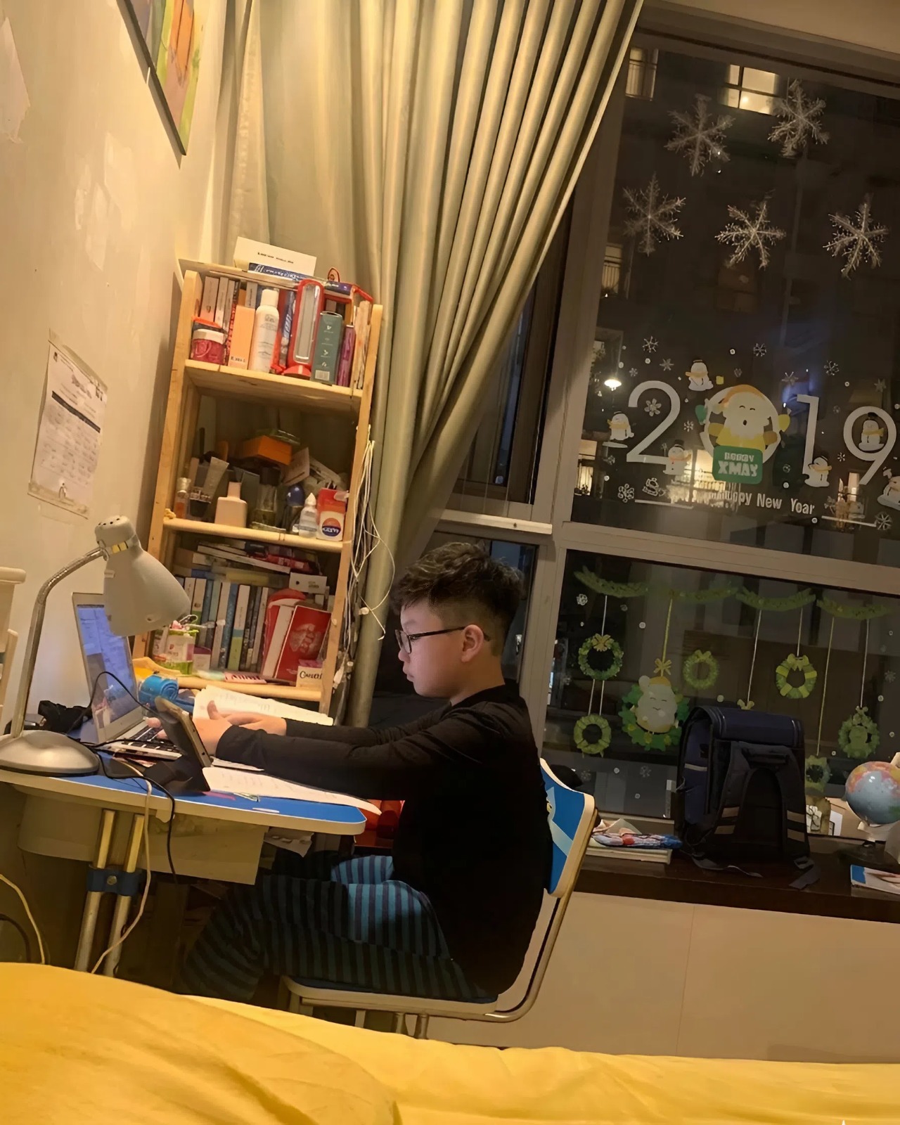 Cháu Nam được mẹ lập quỹ dự phòng để học trường tư từ 4 năm trước (Ảnh: NVCC)