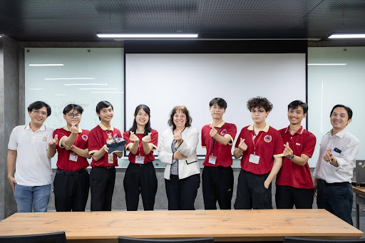 SIU là trường đại học đầu tiên của Việt Nam và là một trong số ít trường ở châu Á, đạt kiểm định quốc tế về khối ngành Kinh doanh của IACBE.