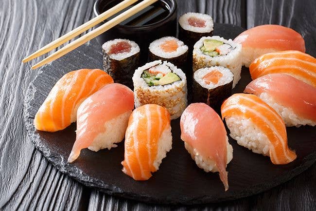 Vương phi Kate ăn gì mỗi ngày mà da đẹp, dáng chuẩn sau cả đợt hóa trị?
