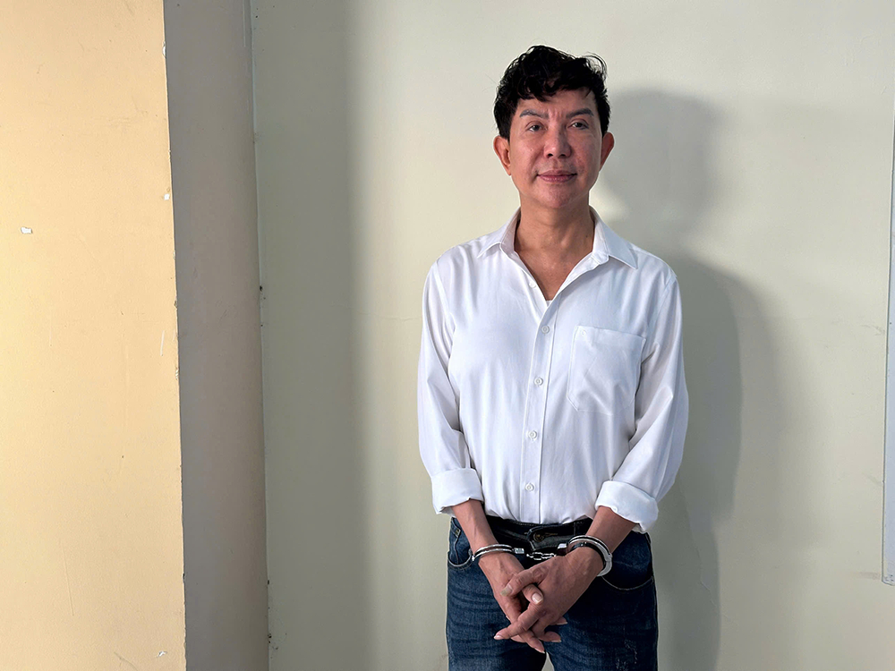 Đinh Long Nhật (59 tuổi, nghệ danh Long Nhật)