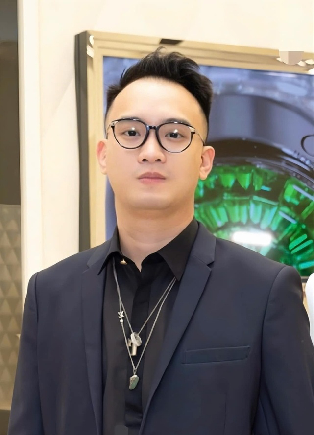 Thiếu gia Phạm Nghiêm Đức là ai?