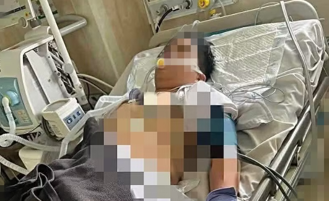Nam sinh Đ.M.H. đang được điều trị tại Bệnh viện Nhi đồng TP.HCM