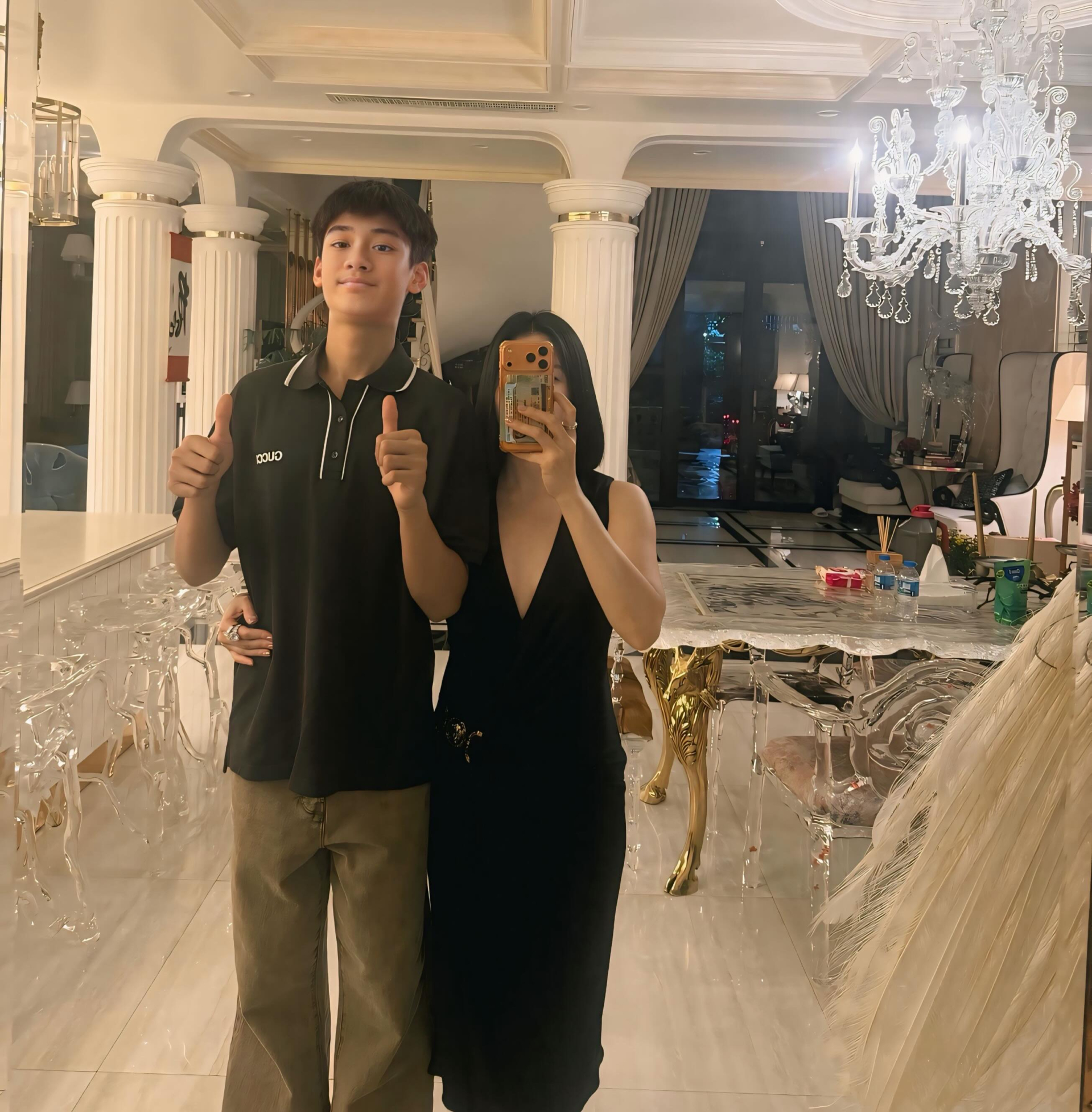 Lệ Quyên đăng ảnh cùng con trai cao 1m8, bất ngờ tuyên bố: Cực kỳ căm ghét ma túy