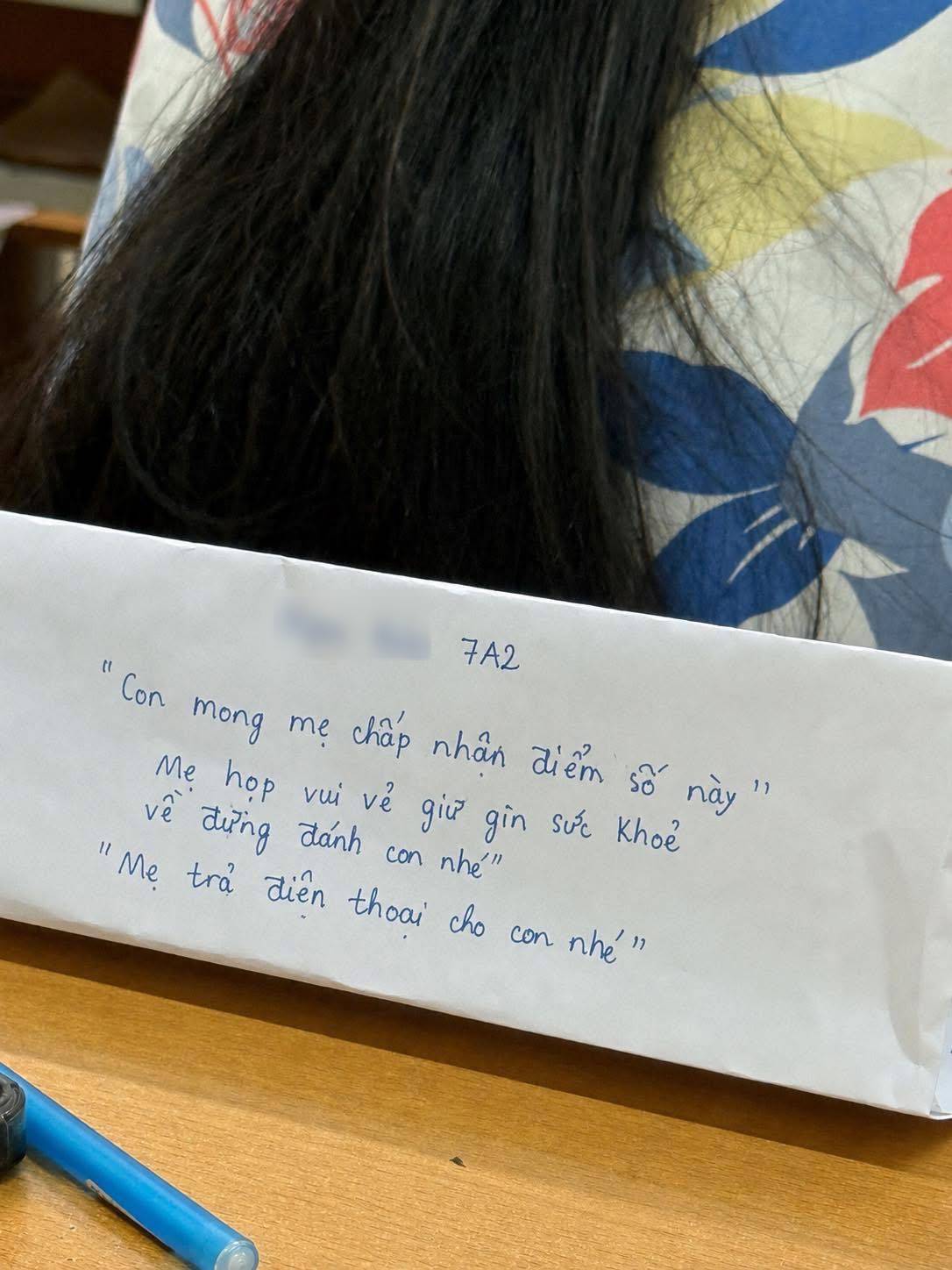Khéo thế này thì cha mẹ nào nỡ đánh đòn!