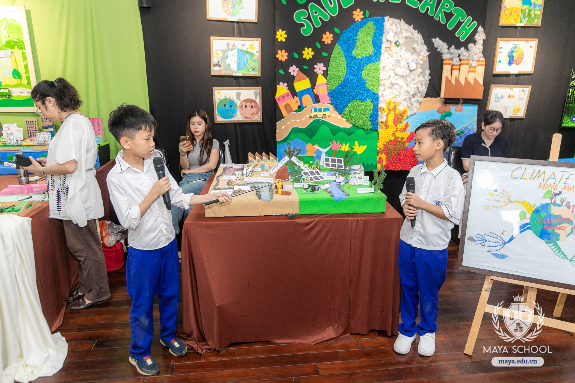 Hành trình khám phá và lý giải các vấn đề toàn cầu của học sinh Tiểu học