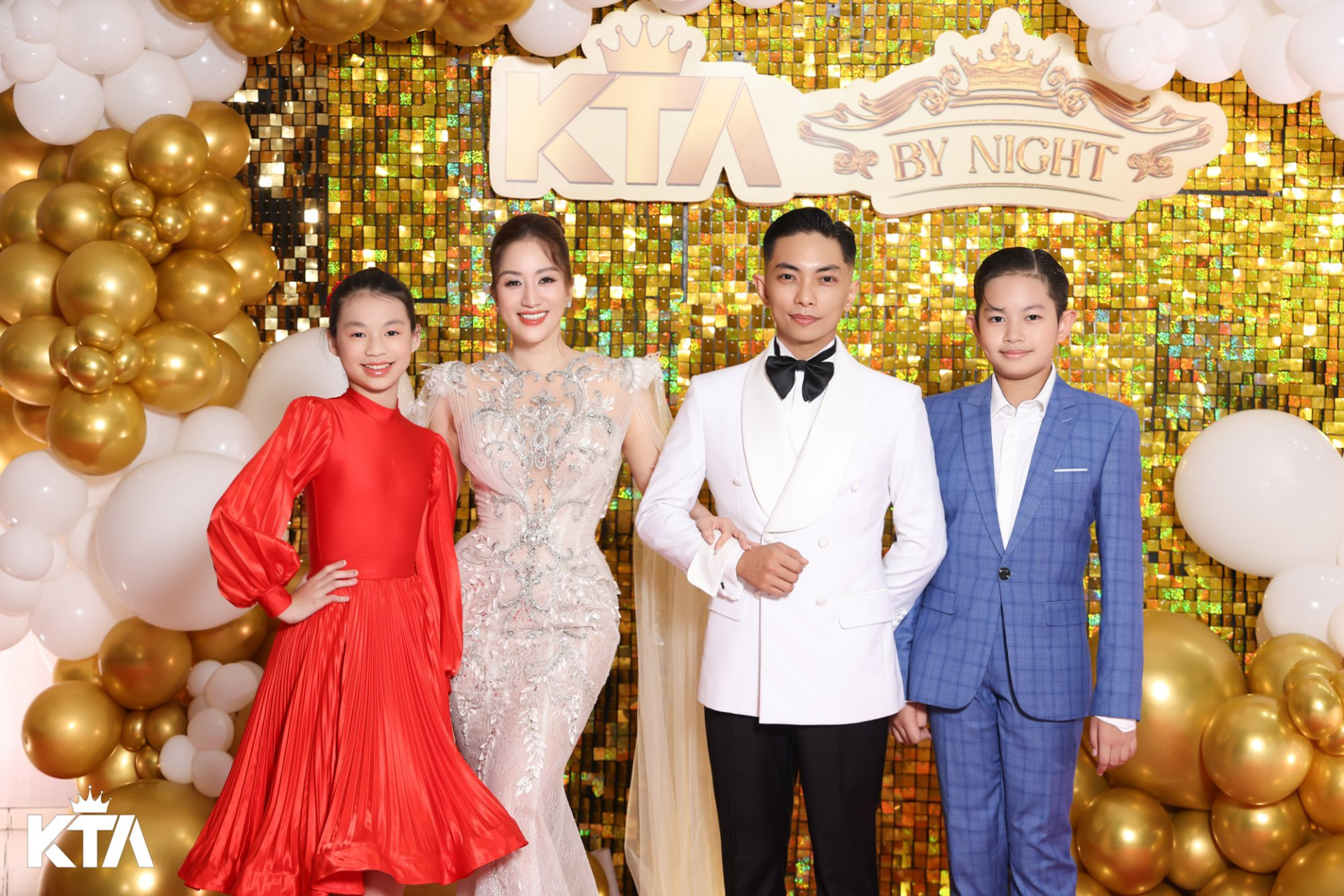 Mẹ 3 con Khánh Thi sau những vũ điệu thăng hoa: Chọn lùi lại để yêu thương thêm trọn vẹn, vun đắp hạnh phúc từ tiếng cười con trẻ
