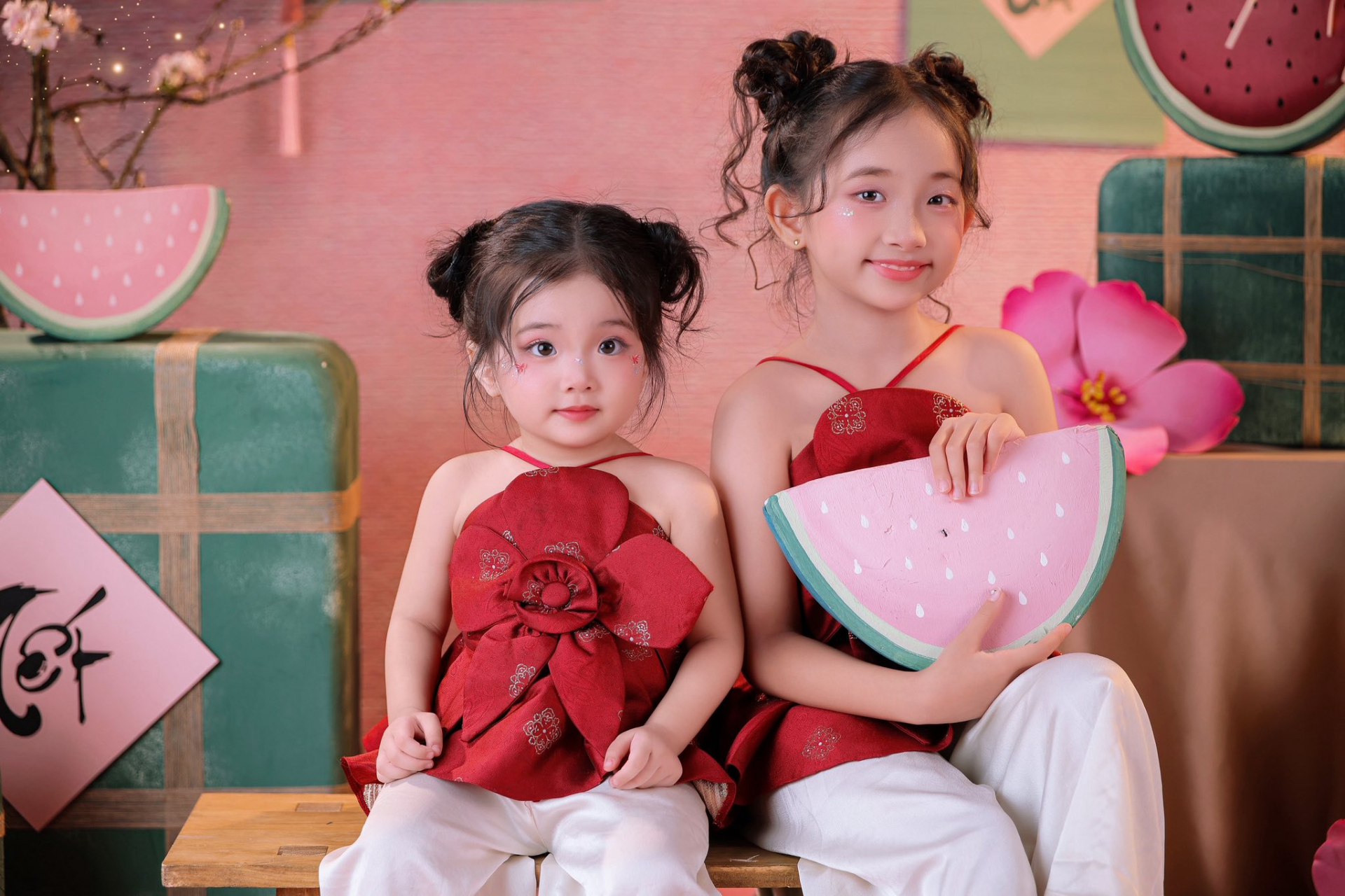 Mẹ 3 con Khánh Thi sau những vũ điệu thăng hoa: Chọn lùi lại để yêu thương thêm trọn vẹn, vun đắp hạnh phúc từ tiếng cười con trẻ
