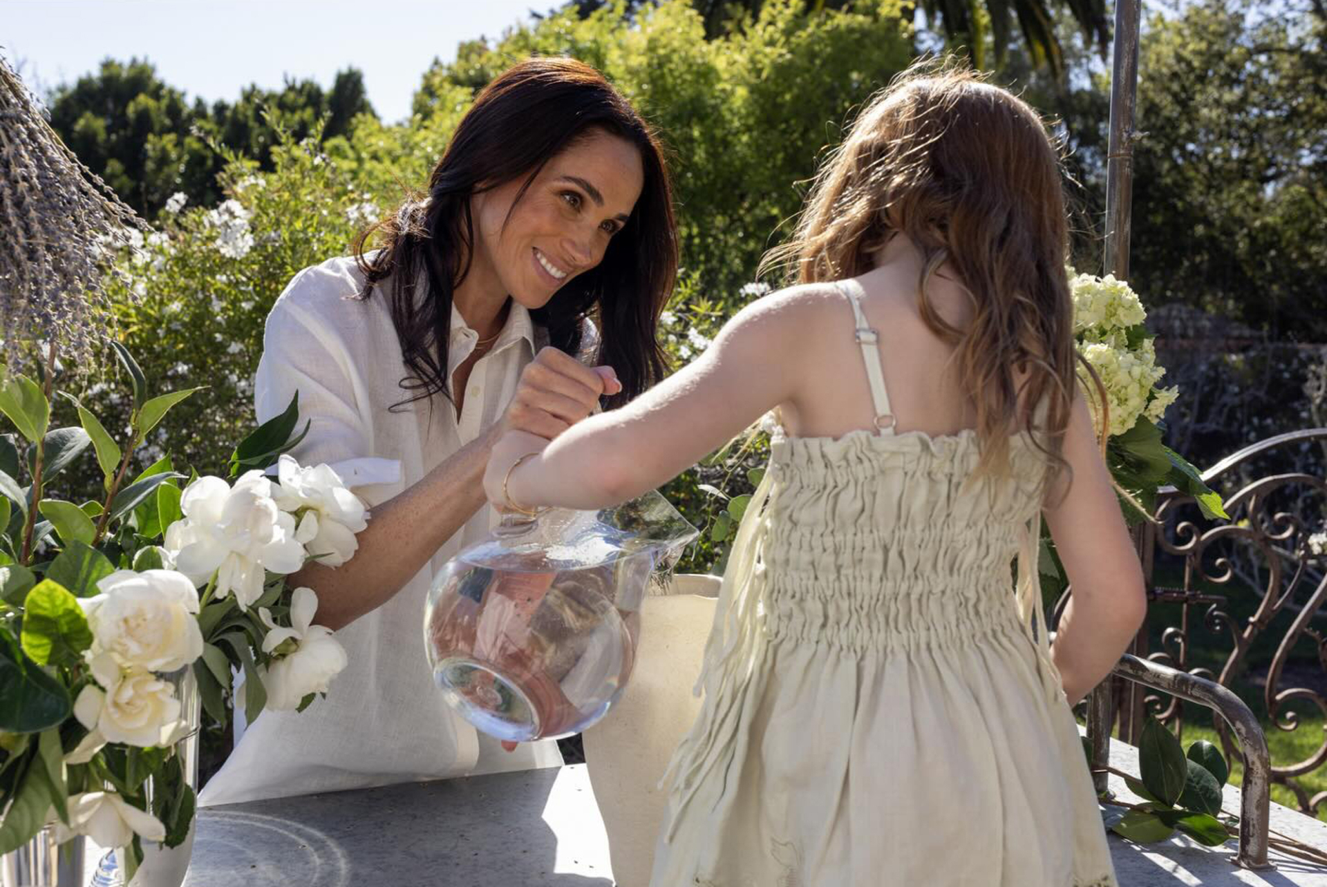 Meghan chia sẻ ảnh hiếm của Công chúa Lilibet tròn 5 tuổi