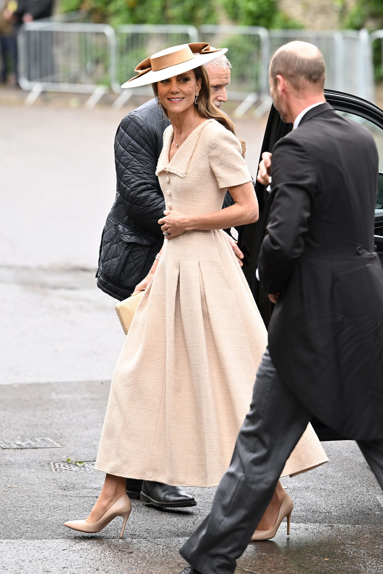 Vương phi Kate diện váy từ thương hiệu Meghan Markle từng yêu thích đến đám cưới hoàng gia của Harriet Sperling