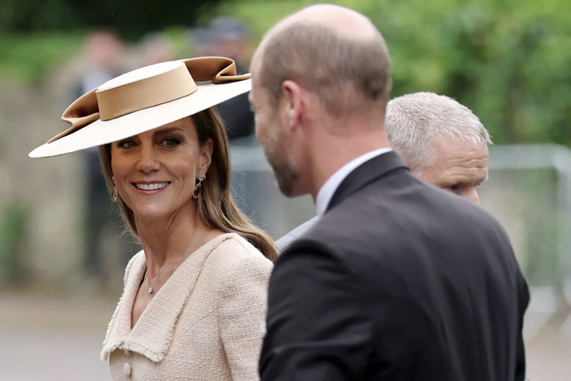 Những bức ảnh cưới chưa từng công bố của cặp đôi hoàng gia Peter Phillips và Harriet Sperling