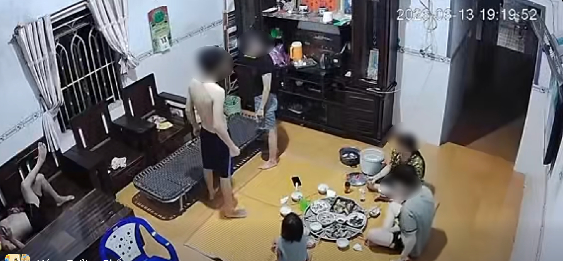 Đoạn clip khiến MXH sục sôi nhất lúc này: 1 bữa cơm thôi mà thấy cả 1 nếp nhà!