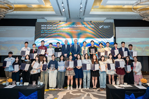 34 gương mặt xuất sắc chính thức được vinh danh tại Lễ trao chứng nhận Học bổng Chính phủ New Zealand bậc Trung học (NZSS) 2026 và các học bổng trường.