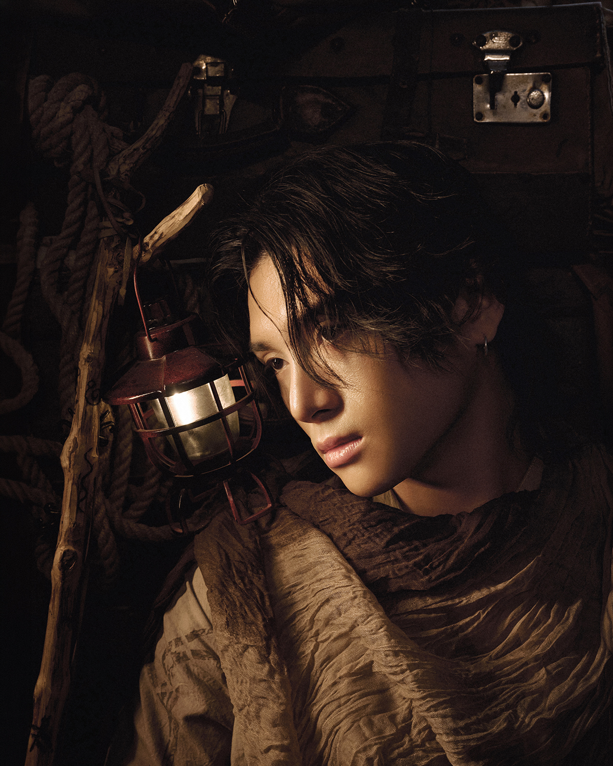 Trước concert đầu đời, GREY D tự một mình hoàn thiện nửa còn lại của album đầu tay
