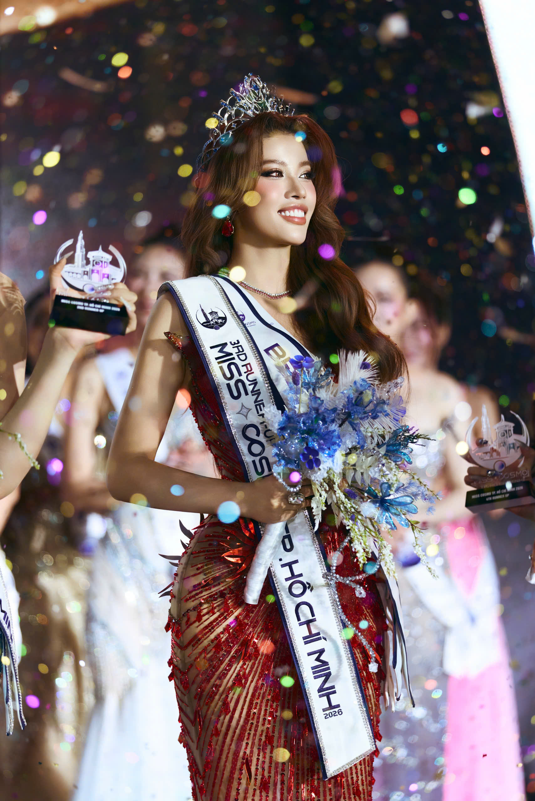Á khôi 3 Miss Cosmo TP. Hồ Chí Minh 2026 Nguyễn Thị Hồng:
