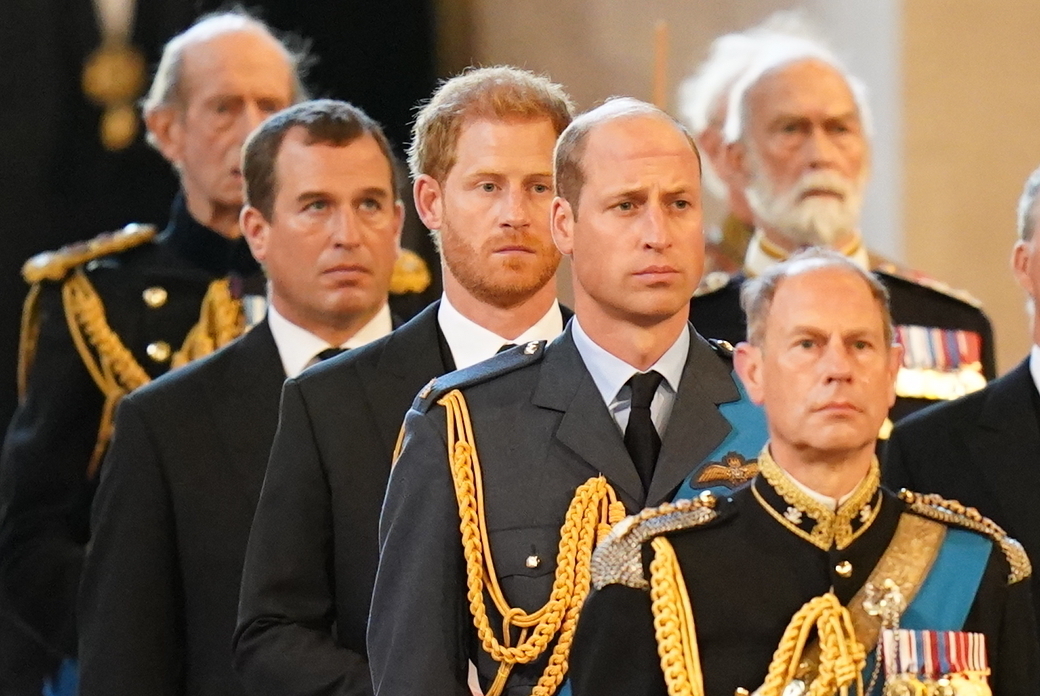 Vương tử Harry về Anh đoàn tụ Vua Charles: Chuyên gia nói thẳng về mối quan hệ